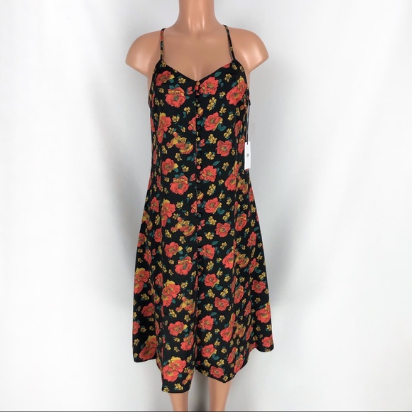 LPA Button Up Slip Dress In Rose Garden - Picture 4 of 15